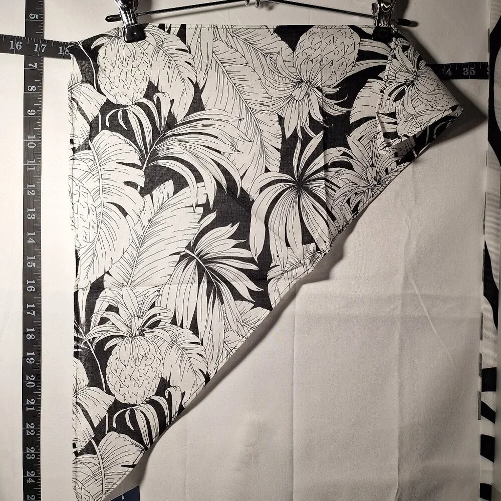 Old Navy Dog Bandanna - Black White Tropical L-XL